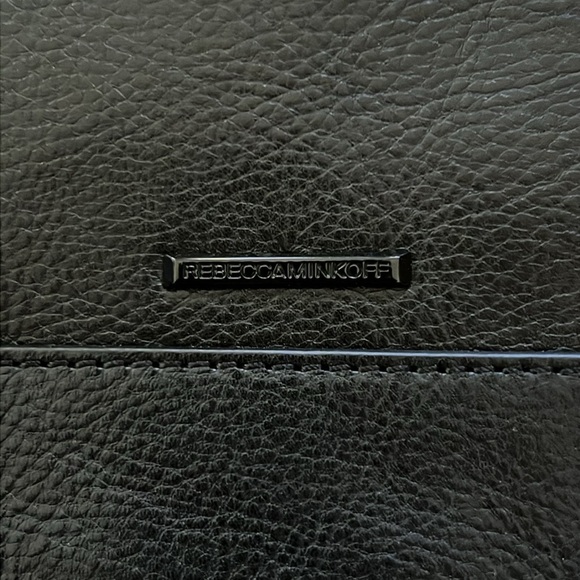 Rebecca Minkoff Black Leo Leather Zipper Envelope Clutch NWOT - Picture 5 of 12